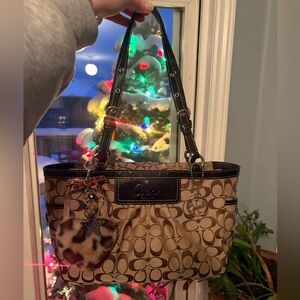 Vintage 2010 Coach Tote Bag